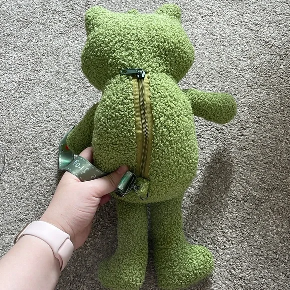 Cute Green Frog Crossbody Bag Frog Head Plush Purse Adjustable Printed Strap - Picture 4 of 6